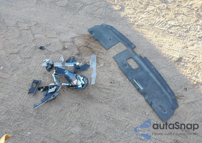 3N1AB8CV0RY213086: 44047220