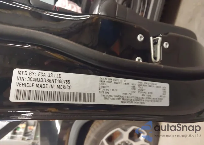 3C4NJDDB6NT100765: 44046277