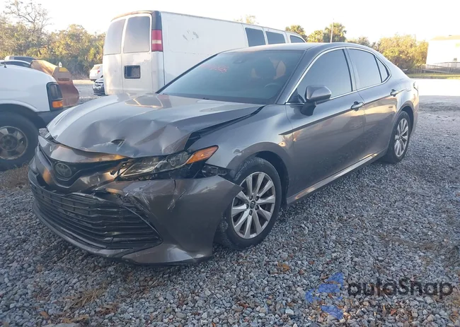 4T1B11HK9KU752854: 44046328