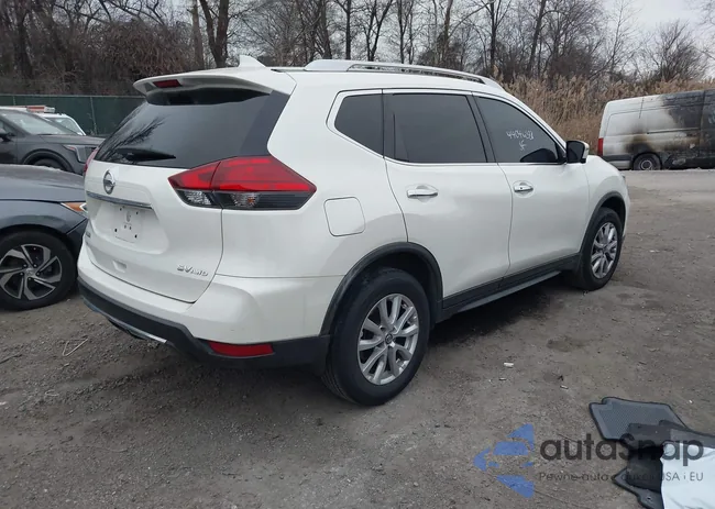 JN8AT2MV4HW272299: 44046338