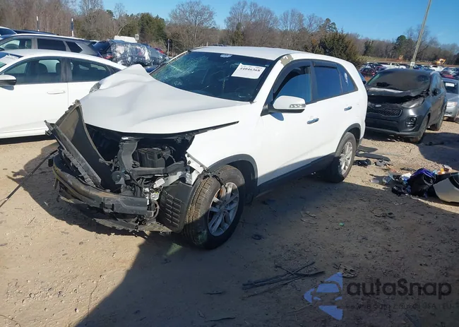 5XYKT3A67EG485985: 44046368