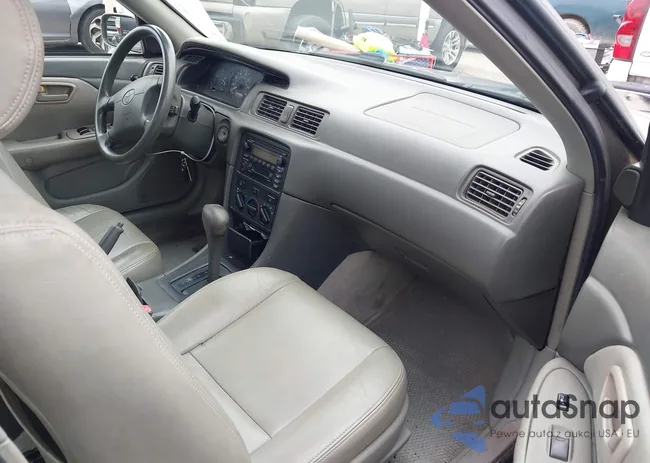 4T1BG22K01U109580: 44046375