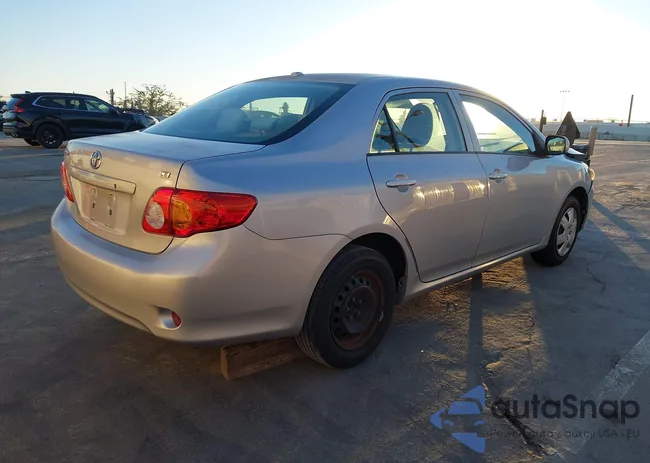 2T1BU4EE7AC520888: 44046418