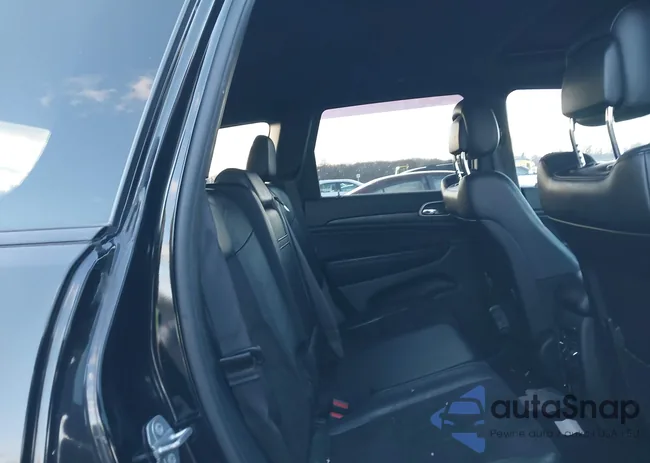 1C4RJFAG9MC649755: 44046575