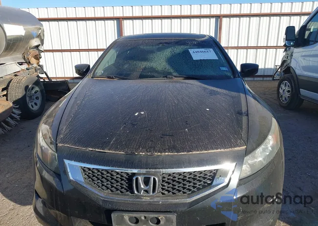 1HGCS22828A011191: 44046617