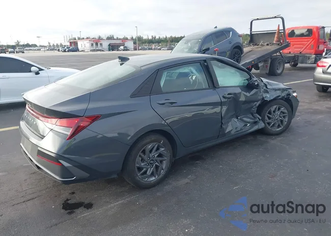 KMHLM4DG2RU703990: 44047747