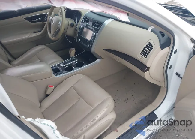 1N4AL3AP9DC199665: 44047766