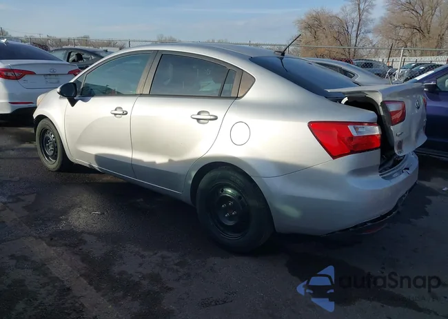 KNADN4A32E6413414: 44047768