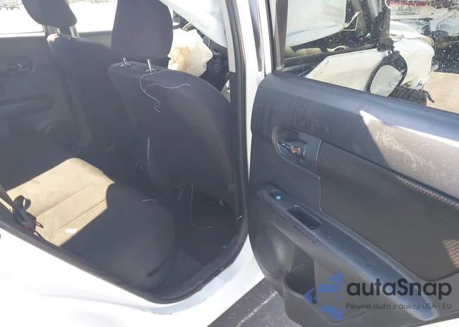 JTLZE4FE3A1101052: 44047795