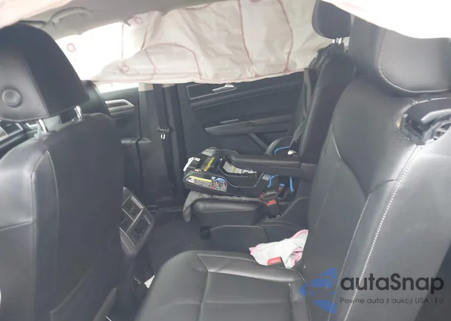 1V2PR2CA5JC591493: 44047838