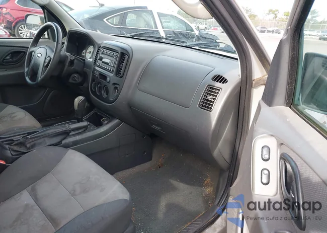 1FMYU02Z36KD17251: 44047842