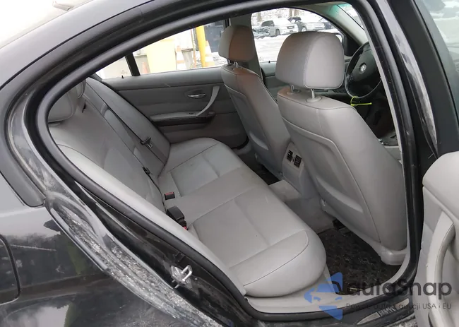 WBAPK5C55AA651985: 44047916