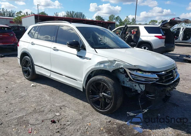 3VVCB7AX7RM038218: 44047953