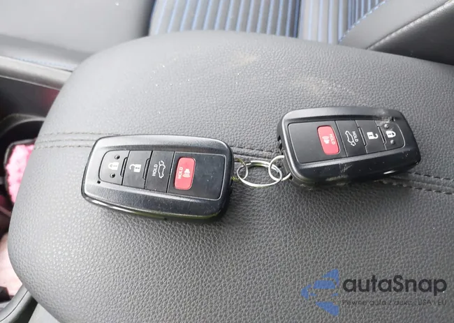 2T3E6RFV8PW042885: 44047961