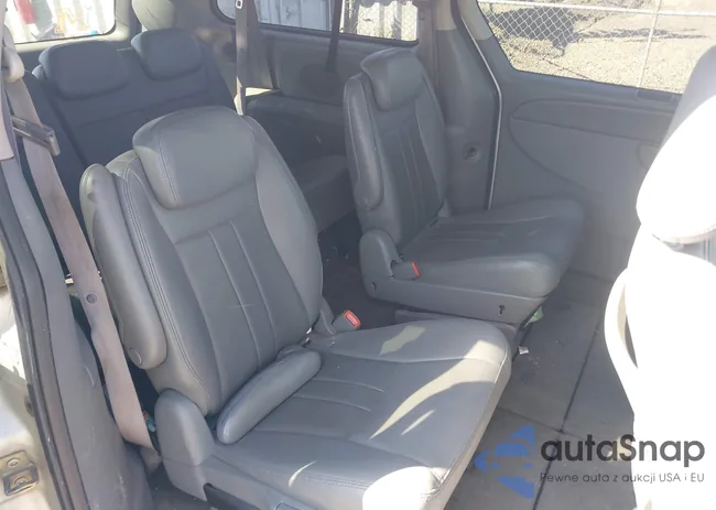 2D4GP44L36R817115: 44047991