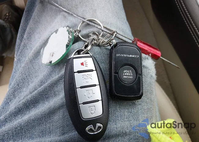 JN1BV7AR8EM695587: 44048048