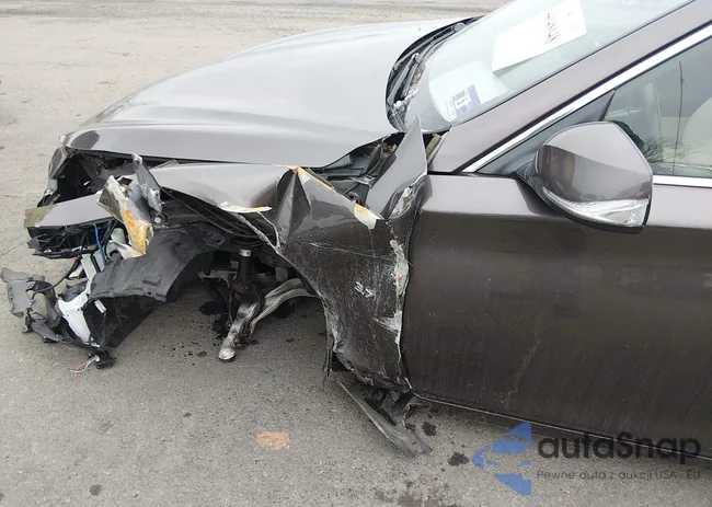 JN1BV7AR8EM695587: 44048048