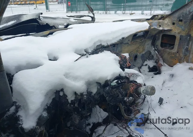 1GKKVSKDXEJ247330: 44048052