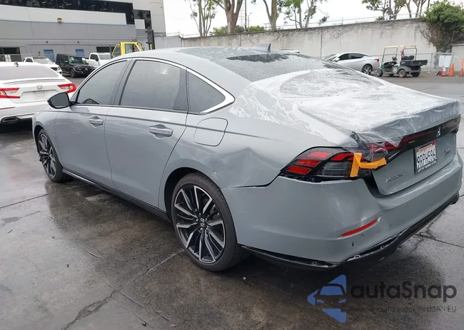 1HGCY2F85SA004607: 44048057