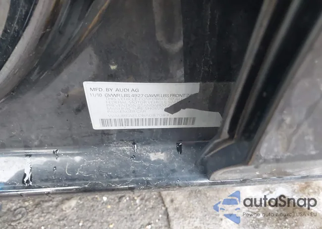 WAUBFAFL0BA087083: 44048060