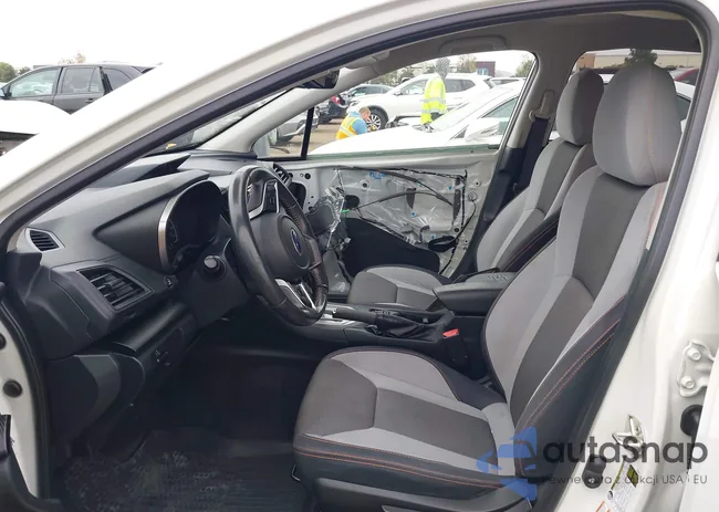 JF2GTABC9JH340268: 44048070