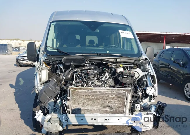 1FBAX2C83RKB79041: 44048151