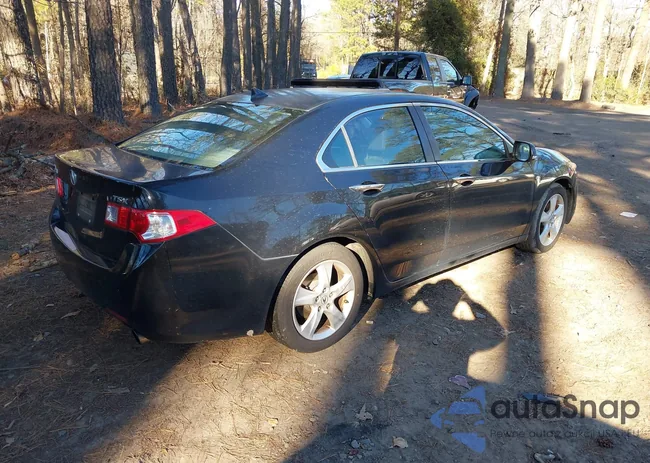 JH4CU26679C001701: 44048161