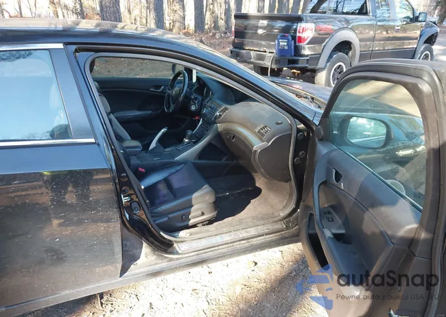 JH4CU26679C001701: 44048161