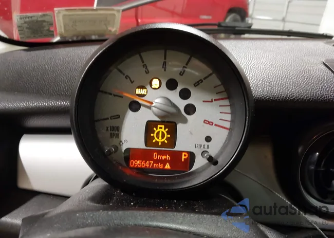 WMWSU3C52DT687537: 44048182