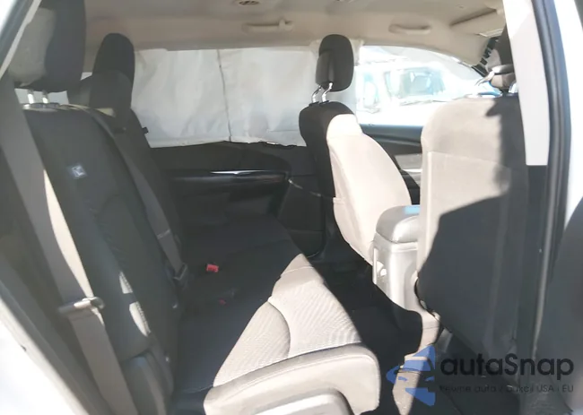 3C4PDCAB9JT294734: 44048190