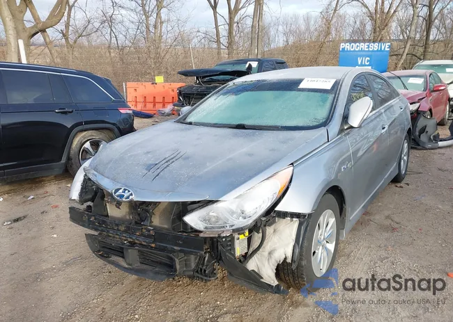 KMHEC4A42EA113113: 44047285