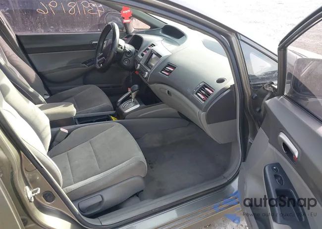 2HGFA16586H521845: 44047378