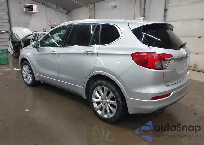 LRBFXESX8GD174638: 44047565