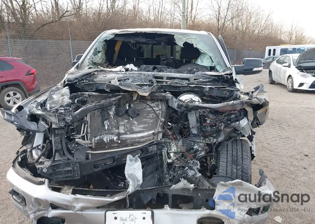 1C6RRFFG4MN511747: 44048632