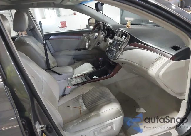 4T1BK3DB0BU422244: 44048731