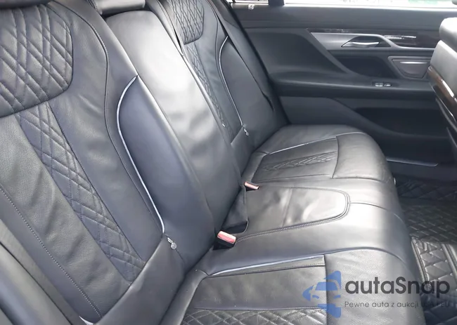 WBA7U2C09LGJ59330: 44048737