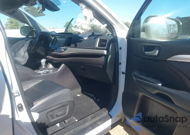 5TDKZRFH3KS554617: 44048779