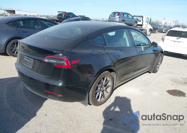 5YJ3E1EA8PF453431: 44048850