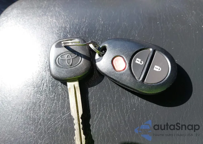 3TMLU4EN6EM136277: 44048858