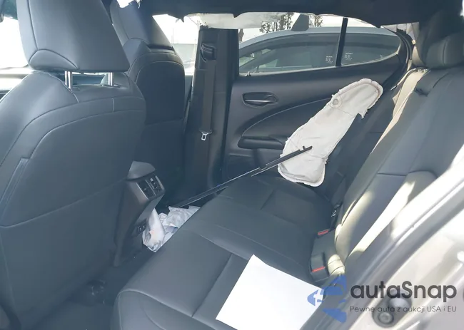 JTHY3JBH3K2013818: 44048921