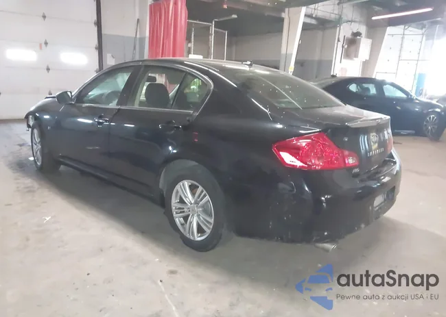 JN1CV6AR5FM524067: 44049027