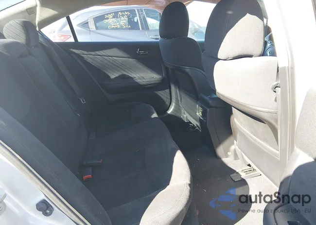 1N4AA5AP5BC816932: 44049032