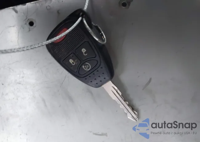 1C4NJPFB8FD274083: 44049080