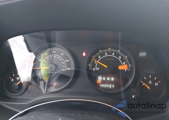 1C4NJPFB8FD274083: 44049080