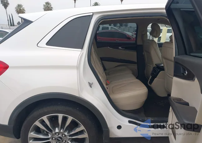 2LMPJ6LR3HBL31514: 44049092