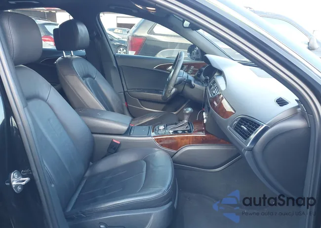 WAUGGAFC0DN111428: 44049121