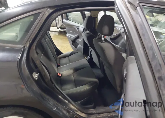 1FAHP3F24CL311223: 44049219