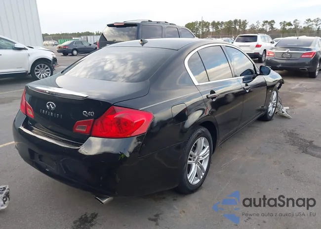 JN1CV6AR4FM521385: 44049220