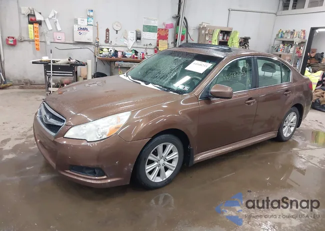 4S3BMBG63B3233312: 44048233