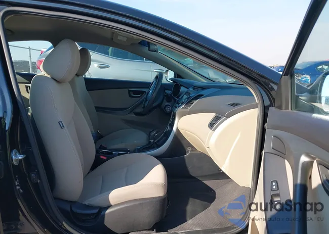 5NPDH4AE8FH641467: 44048271